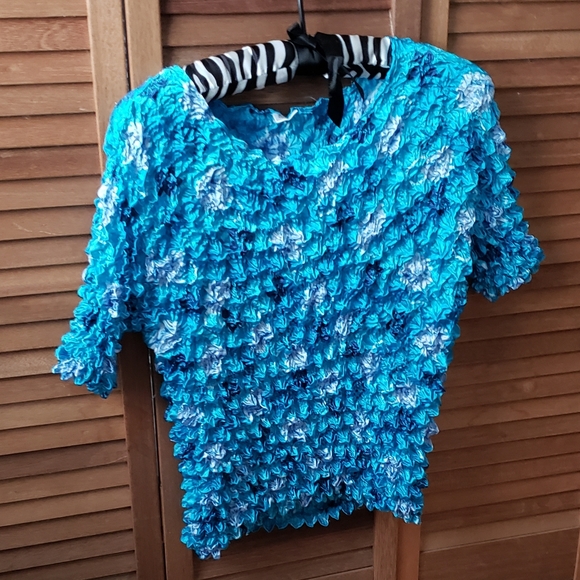 Expanding Blouse short sleeve 85% polyester 15% spandex - Picture 2 of 2